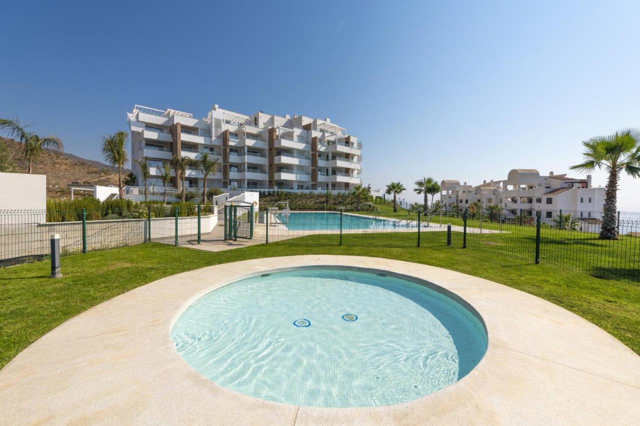Apartamento De Lujo De 2 Dormitorios Torrox Eksteriør billede